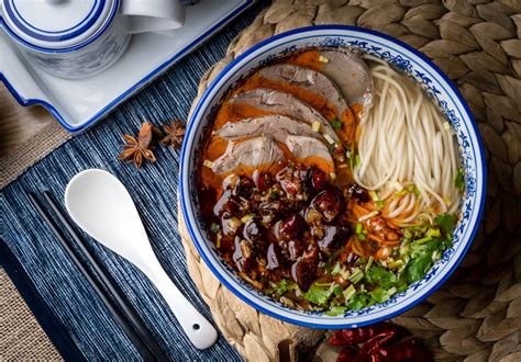  Lamian Nudeln med Smakrik Kryddblandning - En Slående Resa För Dina Sinnen!